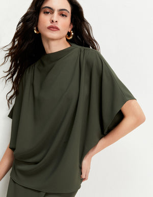 Blusa ampla franzidos