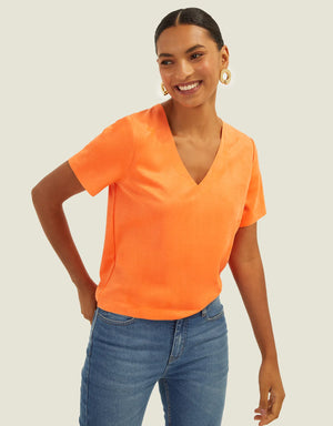 T-shirt Suede Decote V Laranja Shoulder