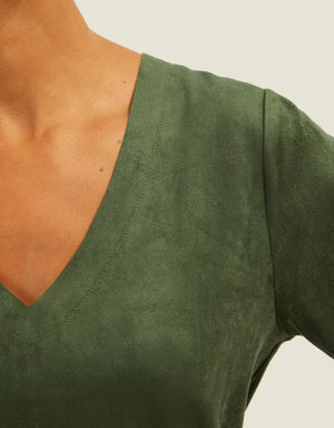 T-shirt Suede Decote V Verde Shoulder