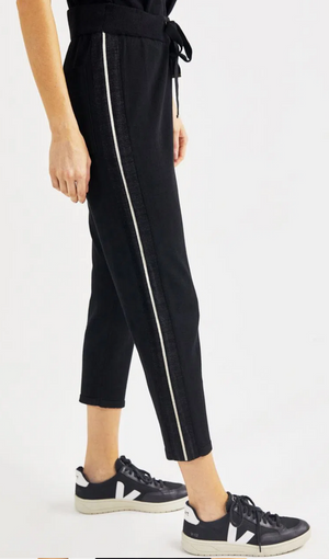 Calça Jogger Tricot Detalhe Lurex