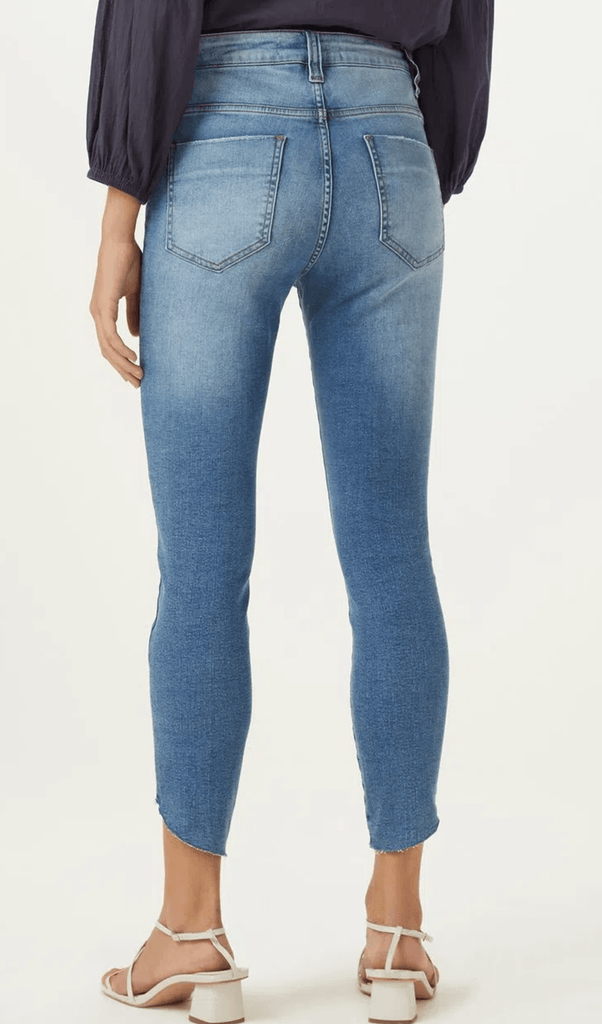 Calça Jeans Skinny Cintura Média Barra Shoulder