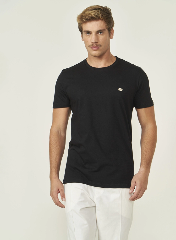 Camiseta Slim Com Detalhe Em Logo