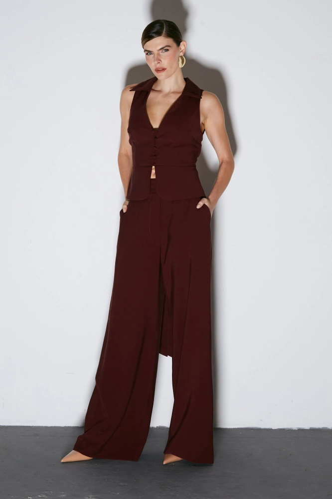 CONJUNTO COLETE COM ABERTURA E CALÇA PANTALONA ALFAIATADA