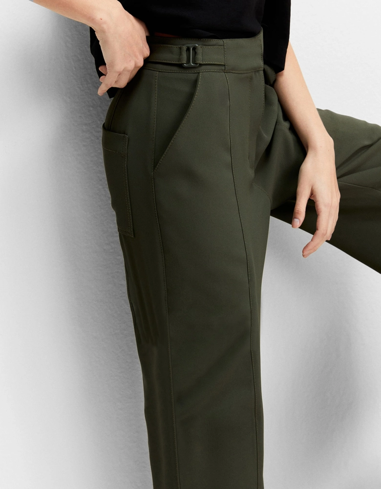 Calça Reta Detalhe Cos Shoulder