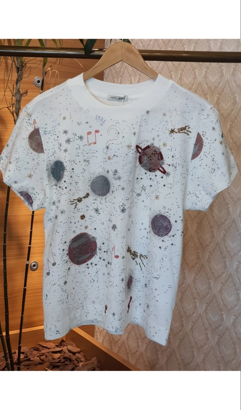 Camiseta T-shirt Galaxy Bordada Animale jeans