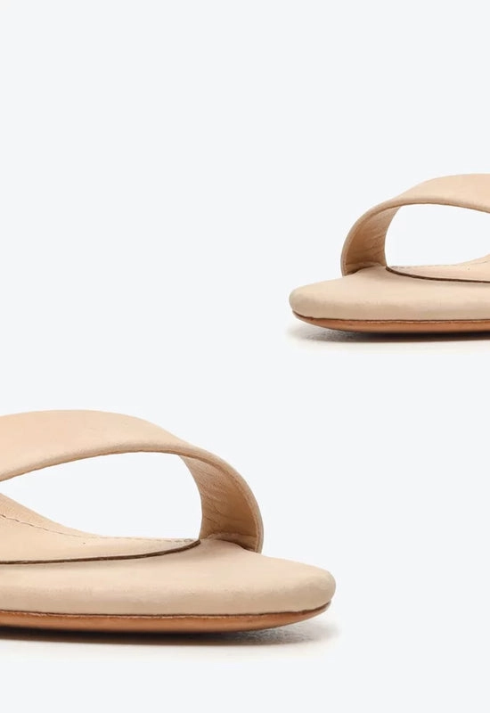 Sandália Gisele Salto Alto Amendoado Schutz