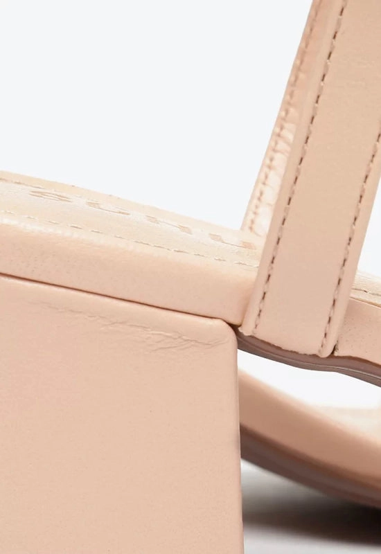 Sandália Salto Bloco Carmen Tiras Bege Schutz