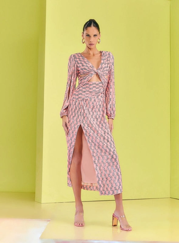 Vestido Midi Cut Paete