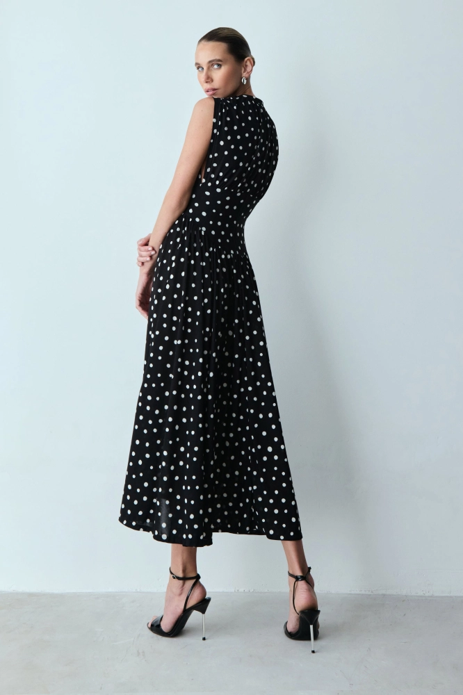 VESTIDO MIDI FRANZIDOS OMBROS COS LARGO SAIA POÁ AMPLA