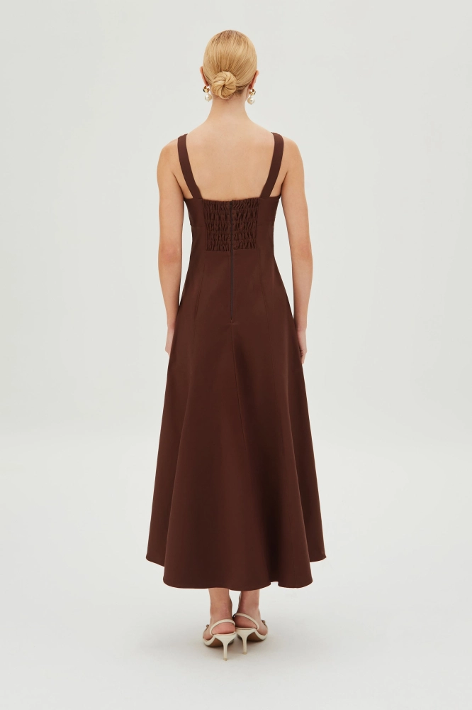 Vestido midi recorte busto acinturado alça larga