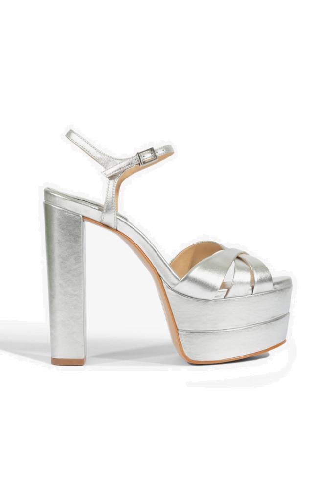 Salto Alto Couros Schutz