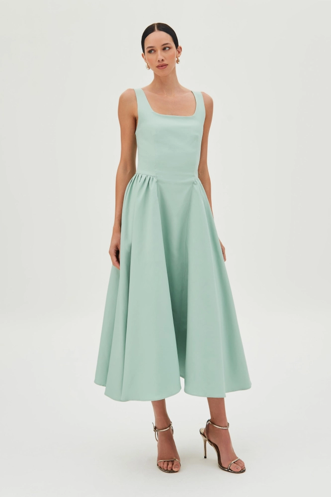 VESTIDO MIDI COM SAIA ESTRUTURADA E AMPLA