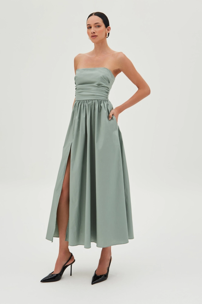 Vestido midi tomara que caia fenda frontal